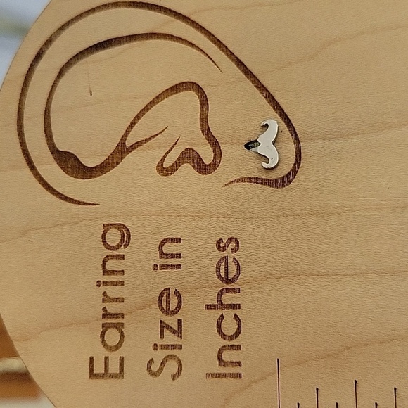 STEAMPUNK Hat & Mustache Stud Earrings, unisex - Picture 6 of 7